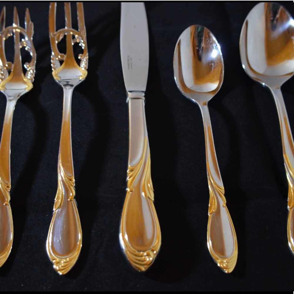 Yamazaki Cache Gold Accent Flatware